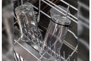 bedrukte glazen in vaatwasser