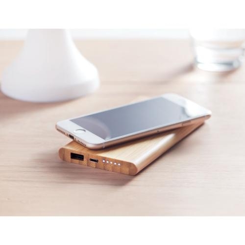 Draadloze bamboe powerbank Arena hout