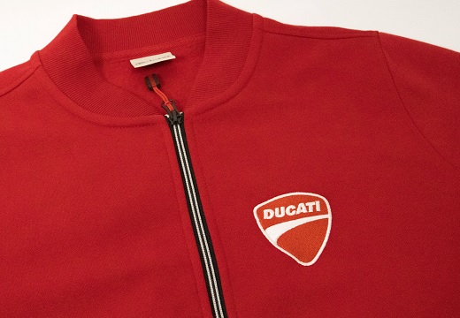 rood vest van ducati